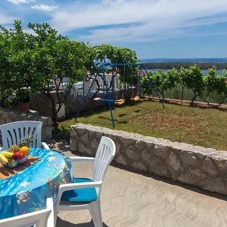 Apartment Diana Punat
